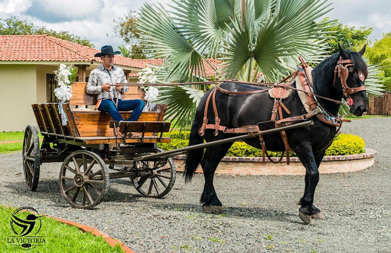 La Victoria Hotel Campestre キンバヤ エクステリア 写真