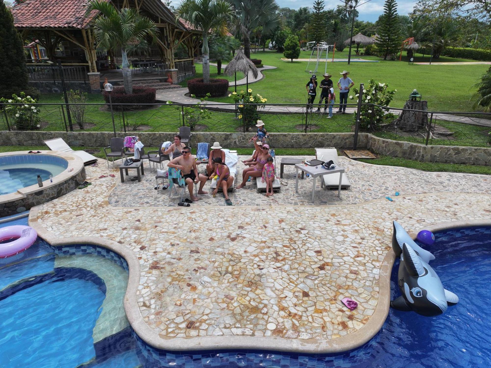 La Victoria Hotel Campestre キンバヤ エクステリア 写真